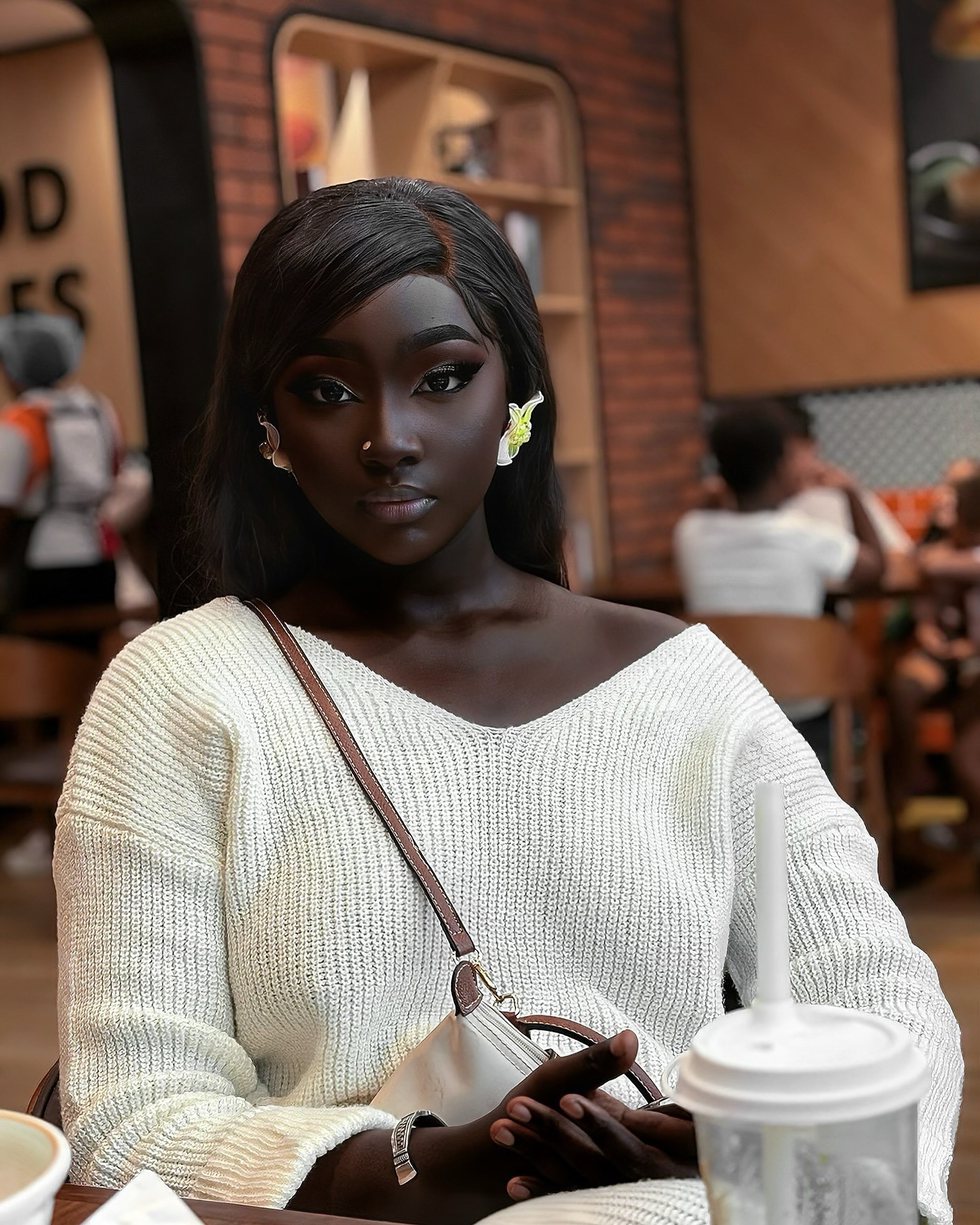 Now that does look very beautiful, On a serious note.... #Dark&Lovely